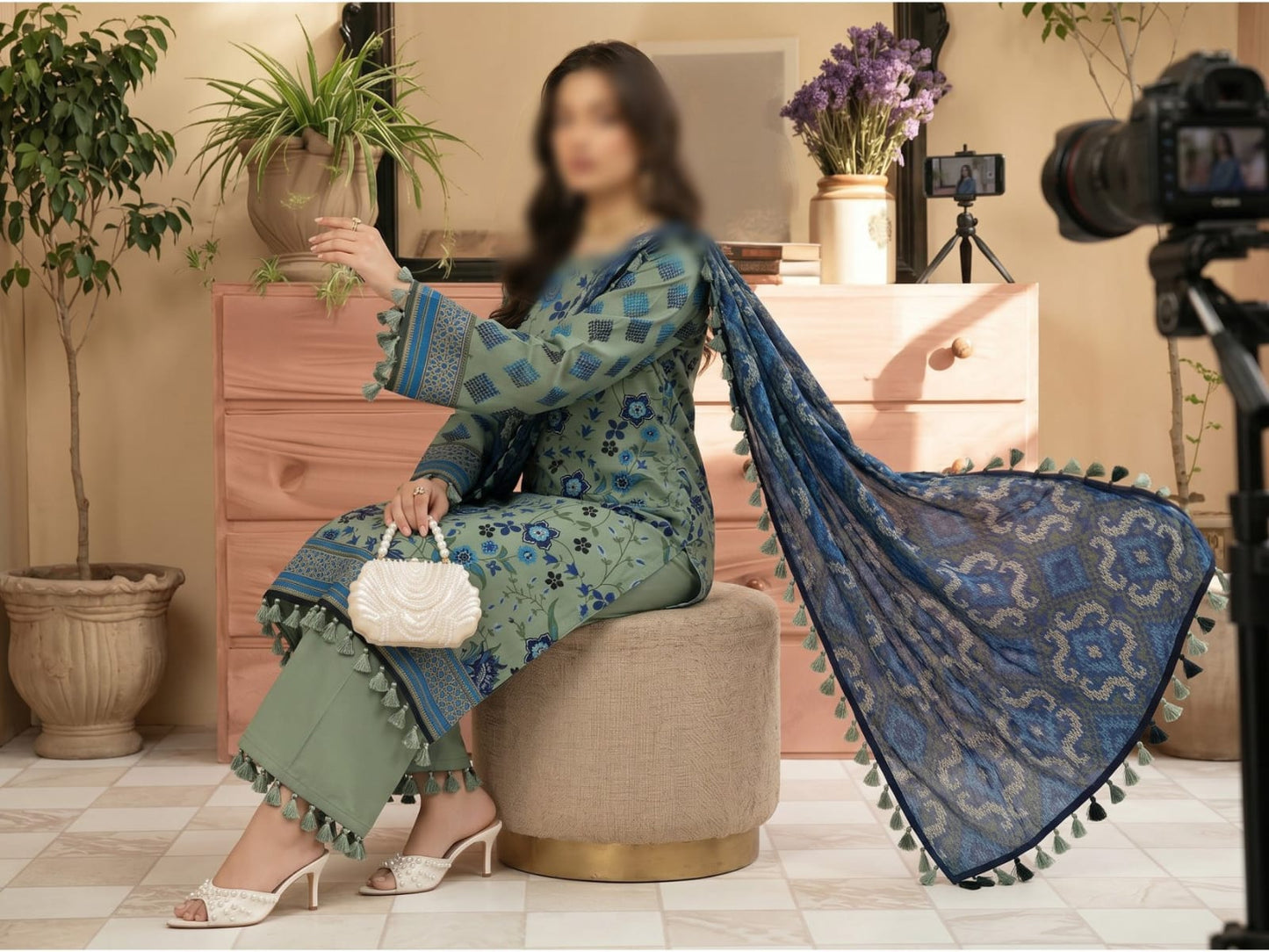 Bismil by Emirah V-28 Unstitched Printed Lawn 3pc Suit