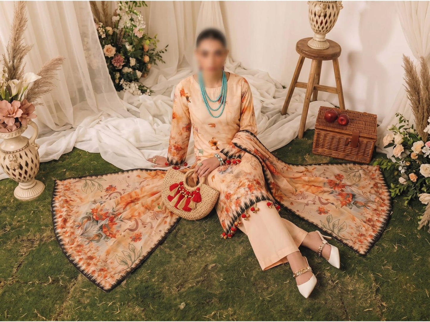 Bismil by Emirah V-29 Unstitched Printed Lawn 3pc Suit